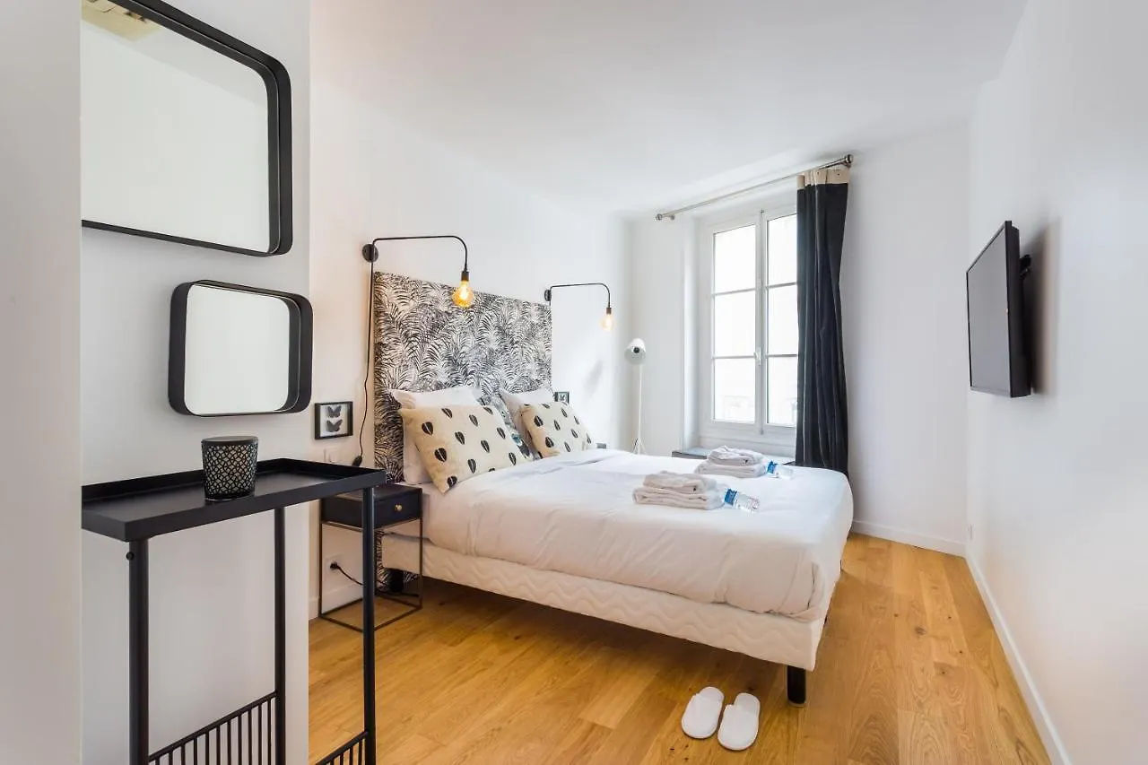 Spacious Apartment - 3Br-6P - Champs Elysees Paris 0*,